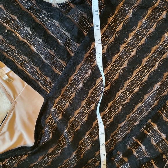 Black Lace Dress Tan Unerlay - Picture 2 of 10